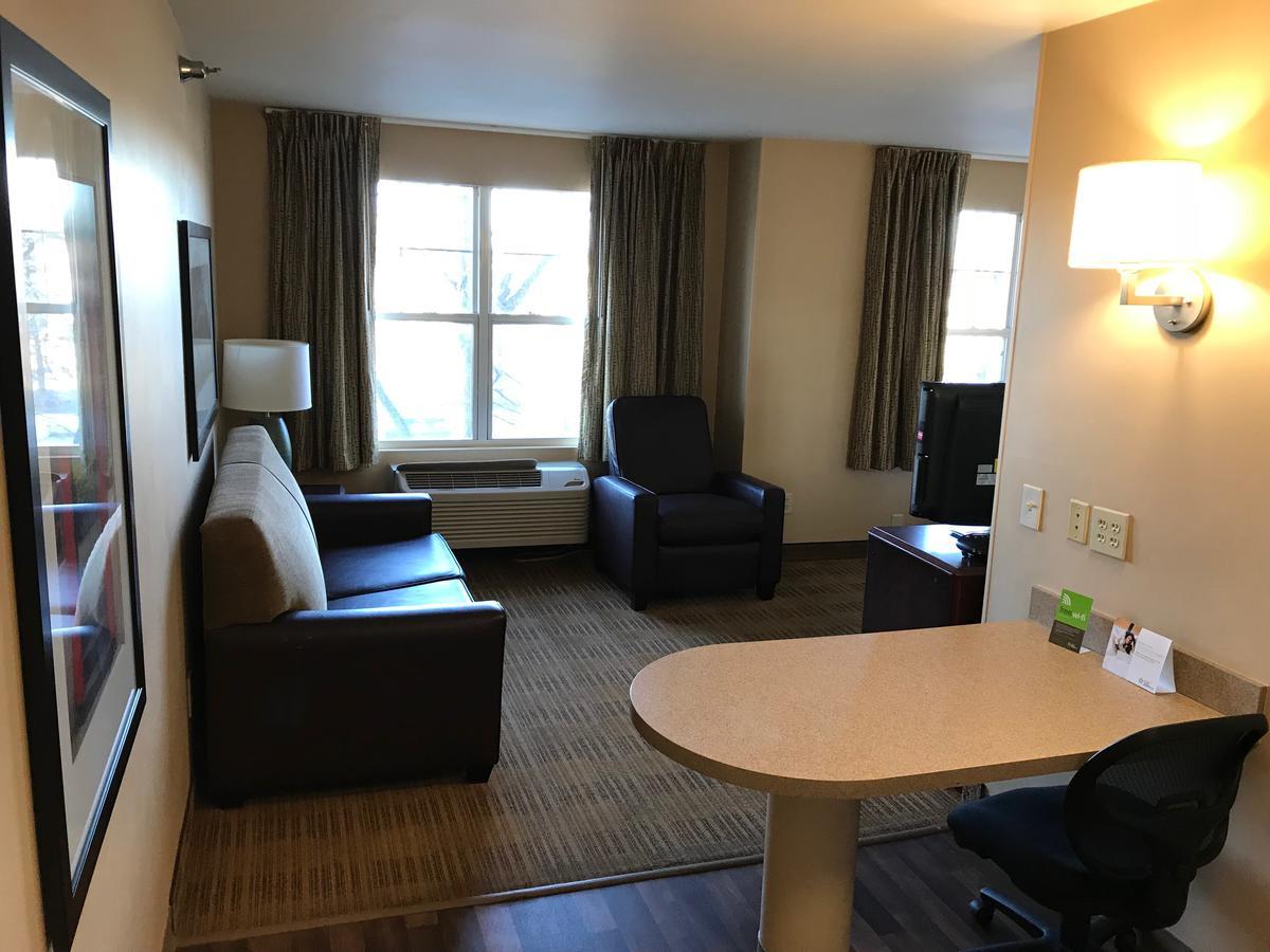 Extended Stay America Suites - Detroit - Auburn Hills - Featherstone Rd Exterior foto