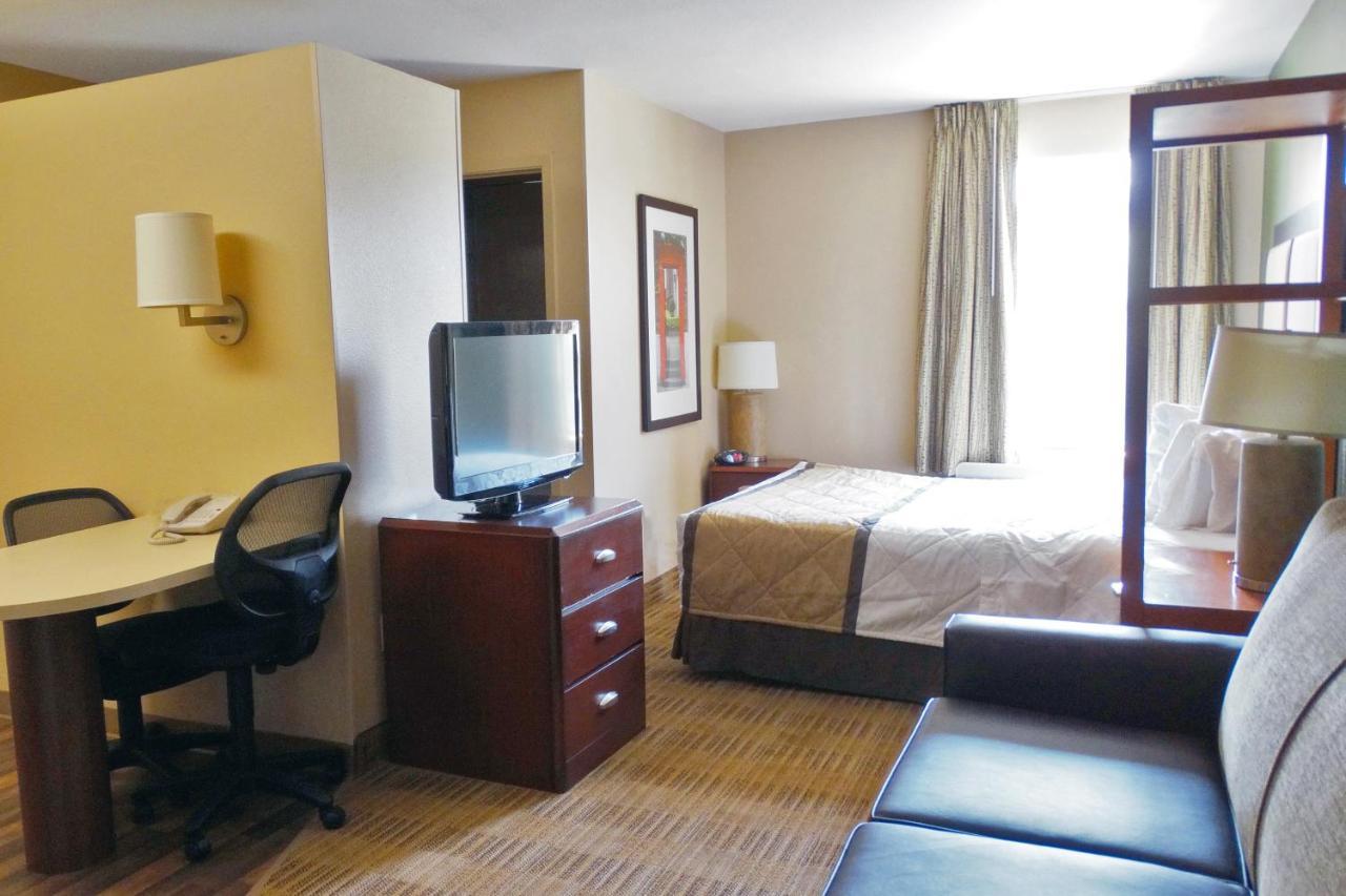 Extended Stay America Suites - Detroit - Auburn Hills - Featherstone Rd Exterior foto